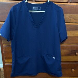 Figs Casma woman’s scrub top.   Size XL